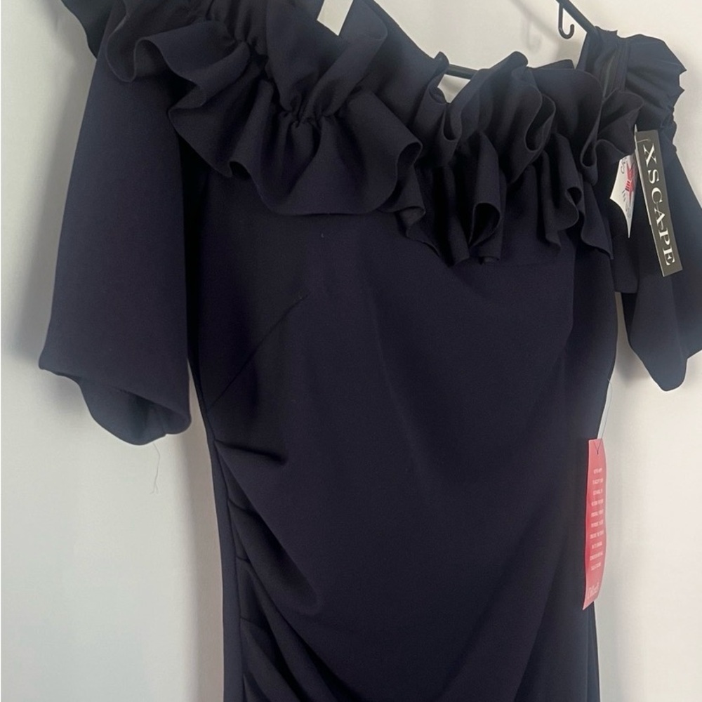 NWT Dillards Xscape Ruffle Navy Off-Shoulder Maxi Dress Gown size 12 - Picture 2 of 11